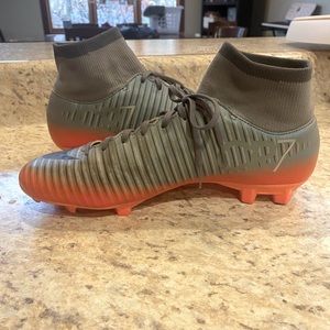 Barely used Nike soccer cleats
